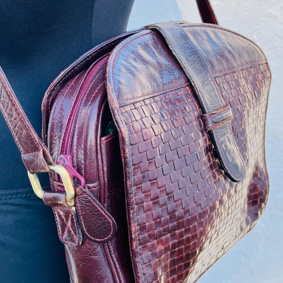 RARE Vintage FENDI ITALY intrecciato brown Leather Crossbody 60's shoulder bag - Picture 12 of 16